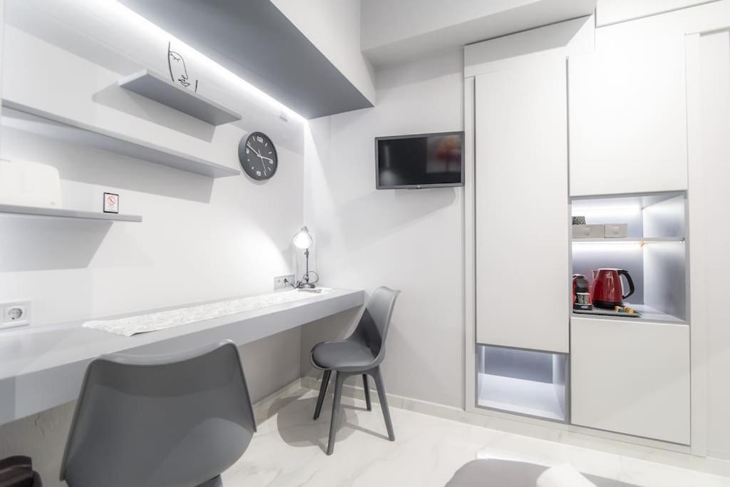 Lux Seaside Apartment By Volos Hospitality 外观 照片